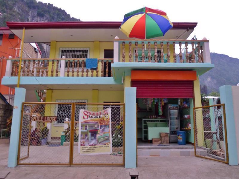 Smile Lodge 爱妮岛 外观 照片